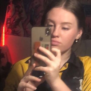 Meet your Posher, Violet